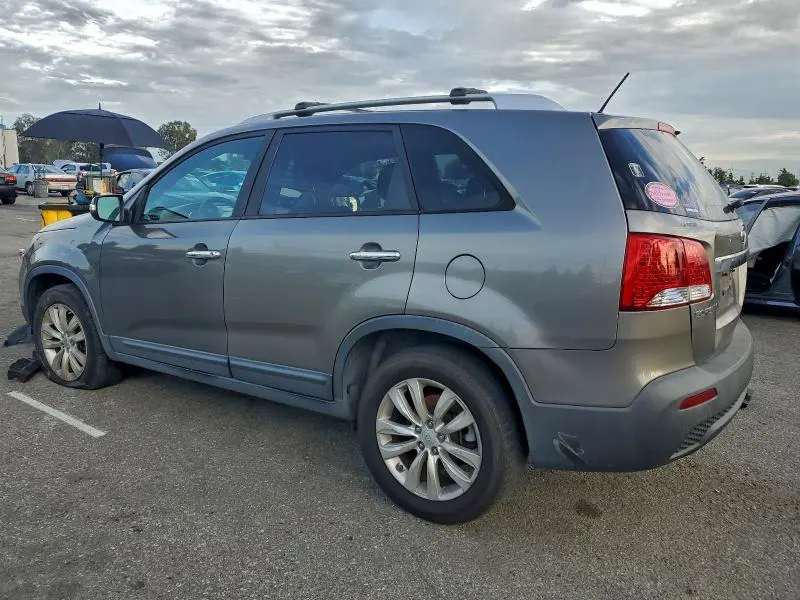 2011 KIA SORENTO BASE  