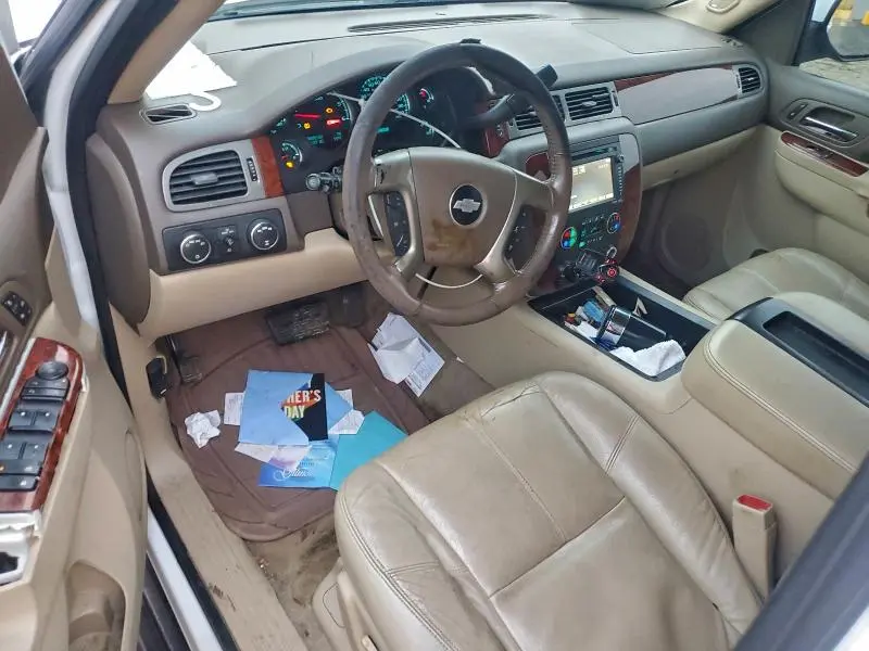 2013 CHEVROLET SUBURBAN K1500 LT  