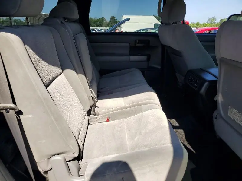 2013 TOYOTA SEQUOIA SR5  