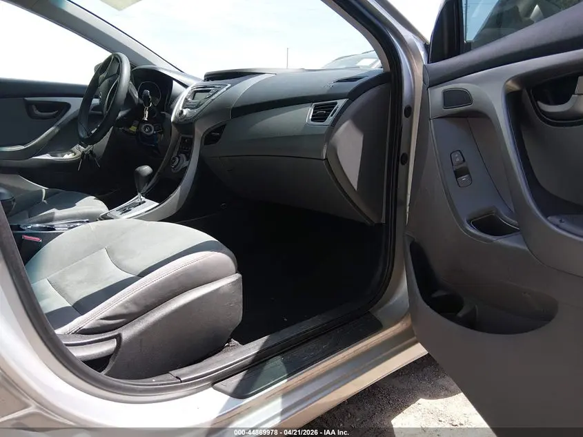 2012 HYUNDAI ELANTRA GLS