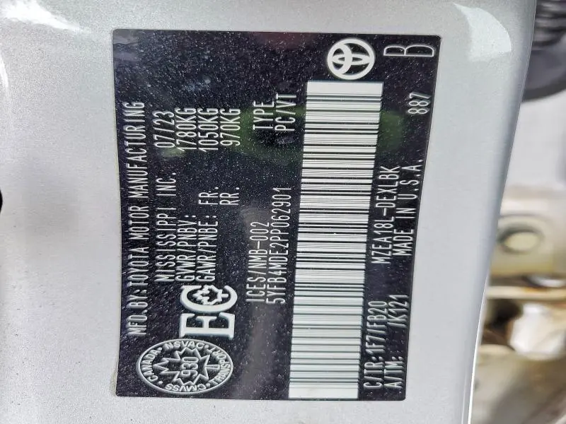 2023 TOYOTA COROLLA LE  