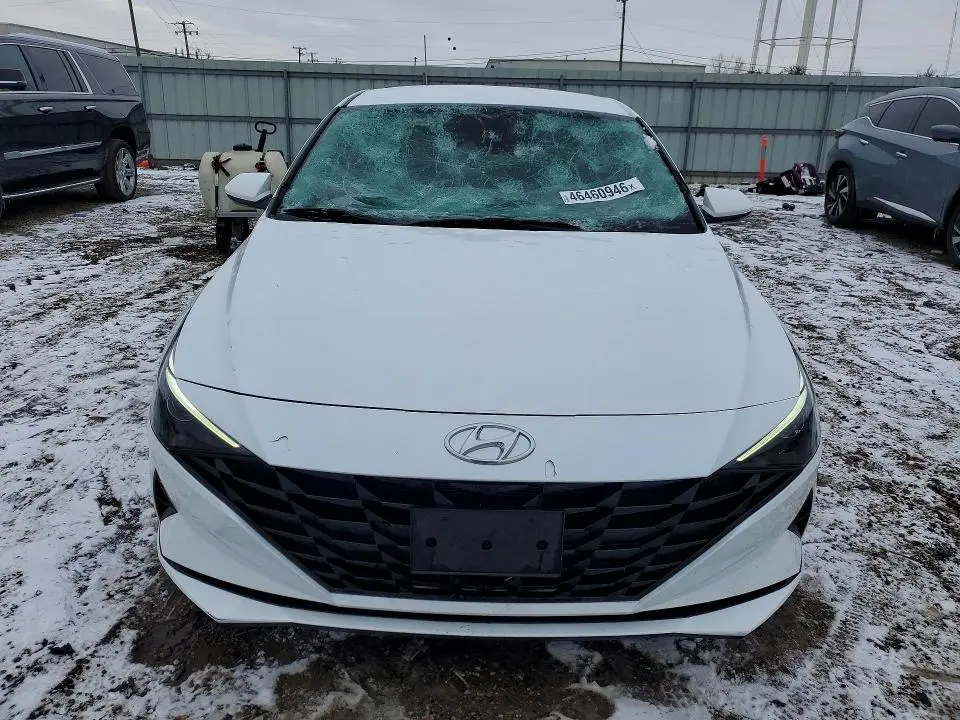 2021 HYUNDAI ELANTRA SEL  