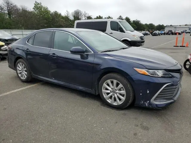 2022 TOYOTA CAMRY LE  