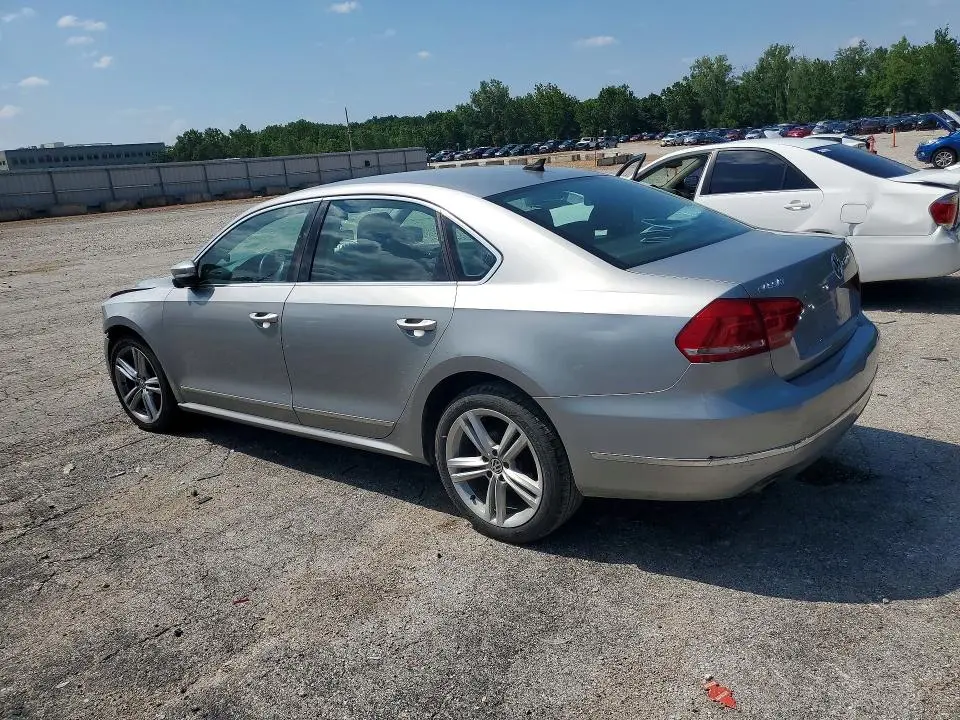 2014 VOLKSWAGEN PASSAT SE  