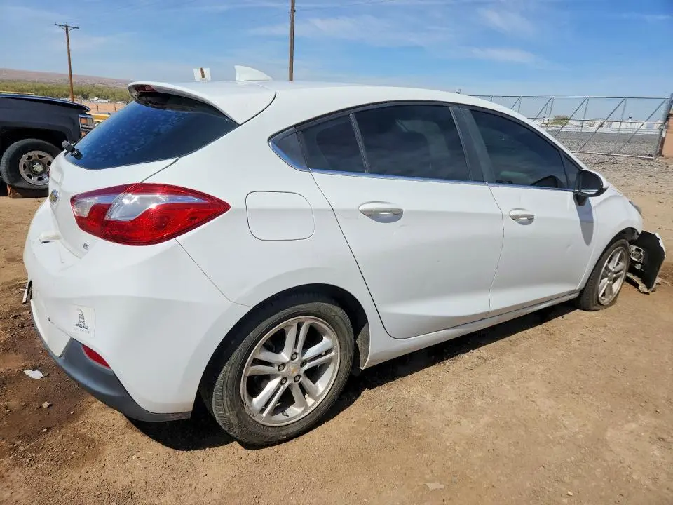 2017 CHEVROLET CRUZE LT  