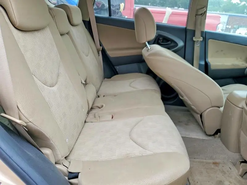 2011 TOYOTA RAV4 BASE  