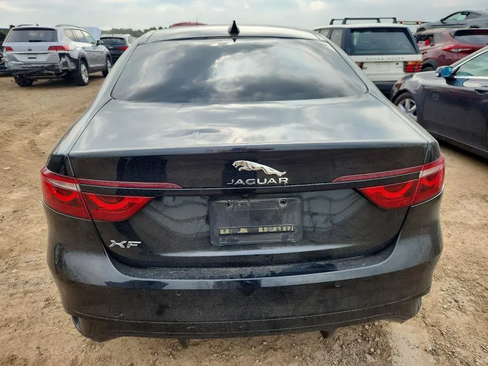 2021 JAGUAR XF R-DYNAMIC SE  