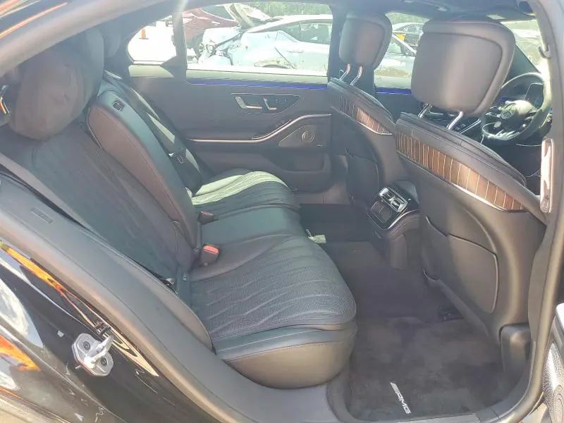 2025 MERCEDES-BENZ S 63 E PERFORMANCE  