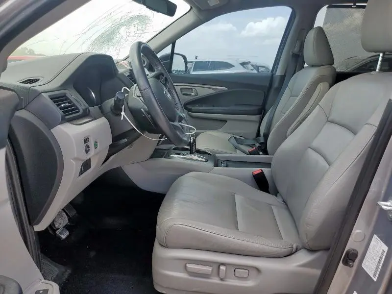 2021 HONDA PILOT SE  