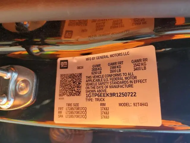 2024 GMC CANYON AT4X  