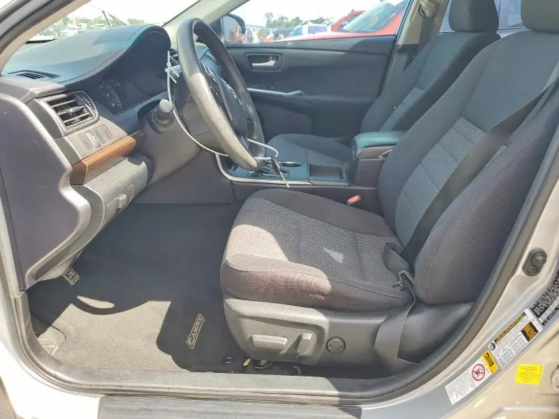 2015 TOYOTA CAMRY LE  