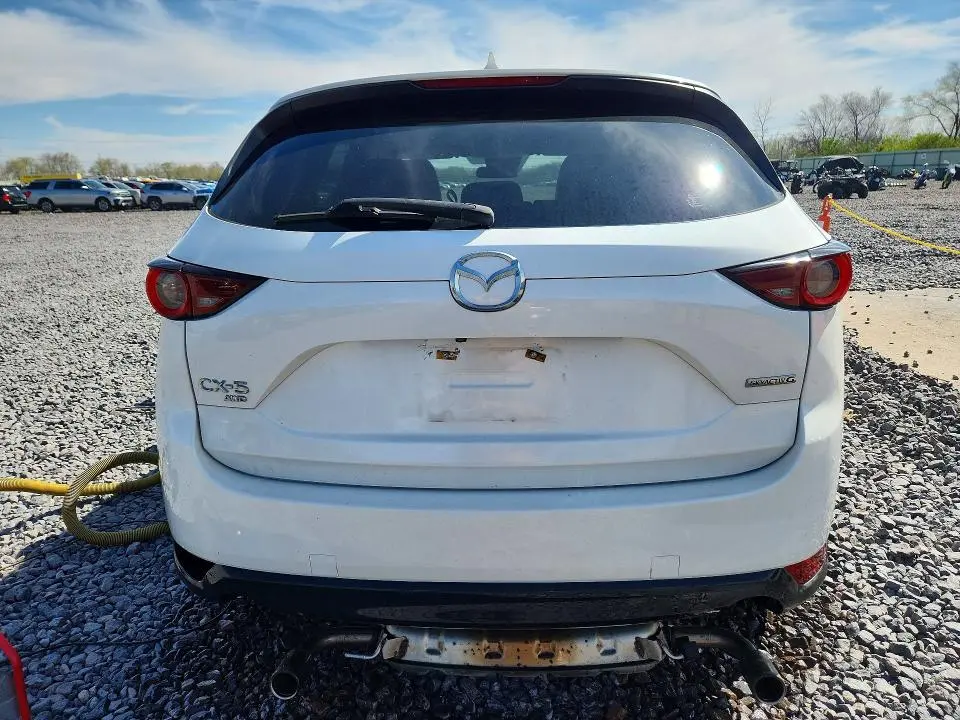 2020 MAZDA CX-5 TOURING  