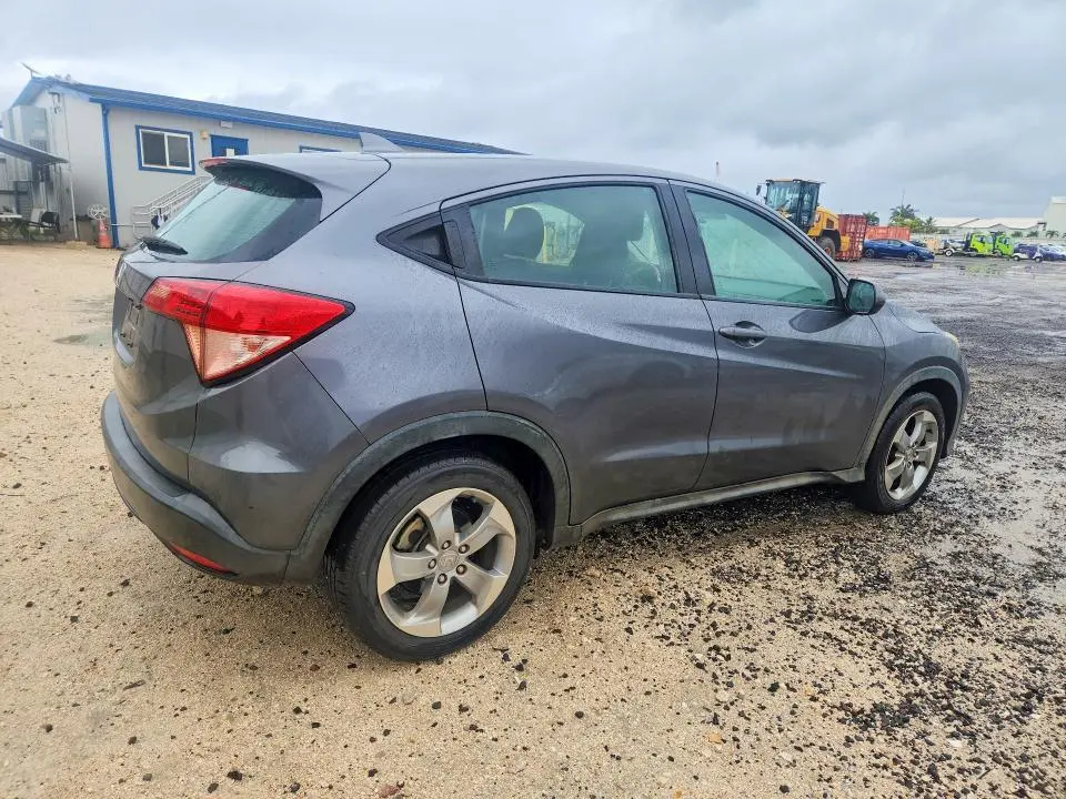2018 HONDA HR-V LX  