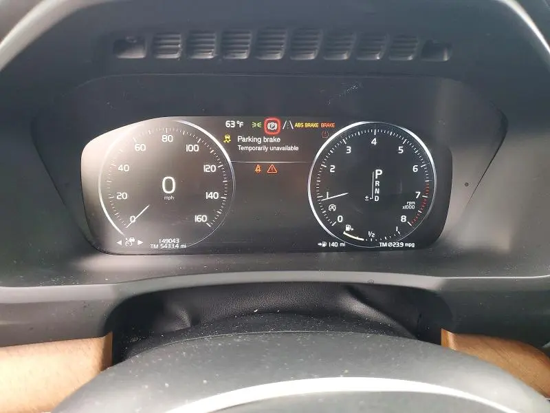 2016 VOLVO XC90 T6  