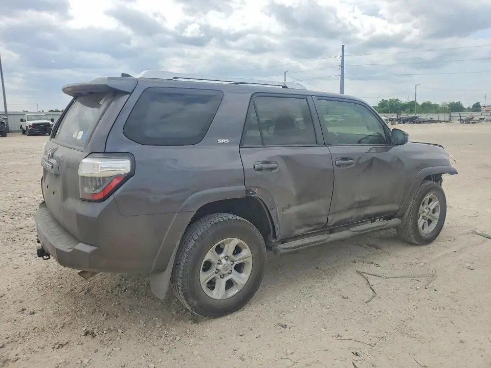 2018 TOYOTA 4RUNNER SR5  