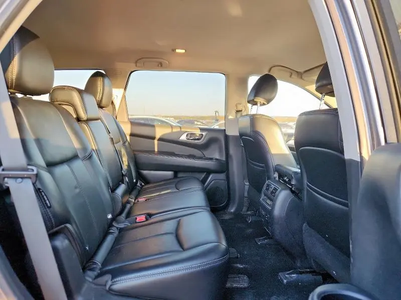 2019 NISSAN PATHFINDER S  