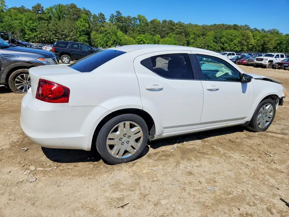 2014 DODGE AVENGER SE  