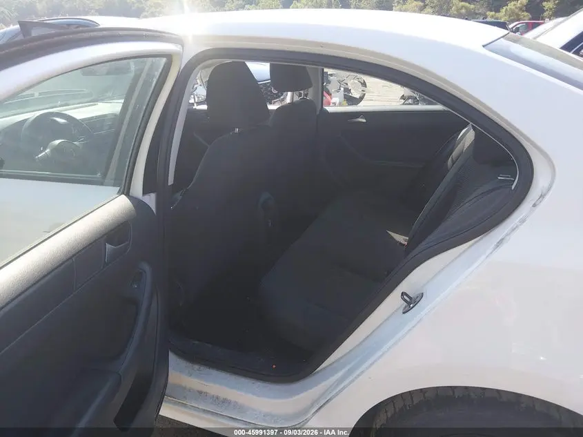 2013 VOLKSWAGEN JETTA 2.0L S