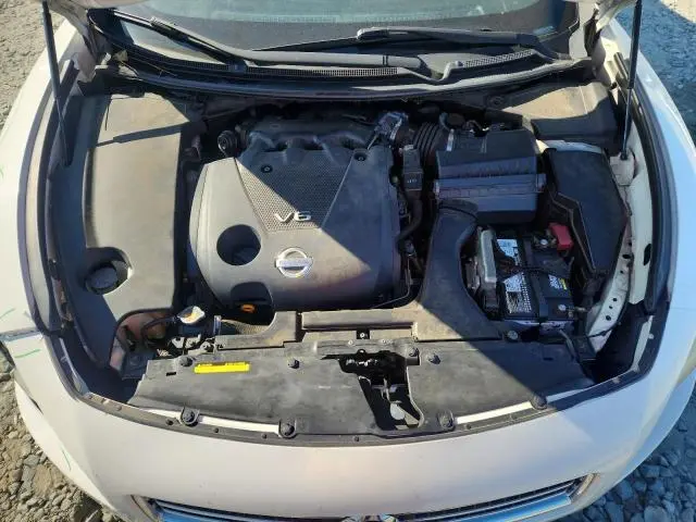 2011 NISSAN MAXIMA S  