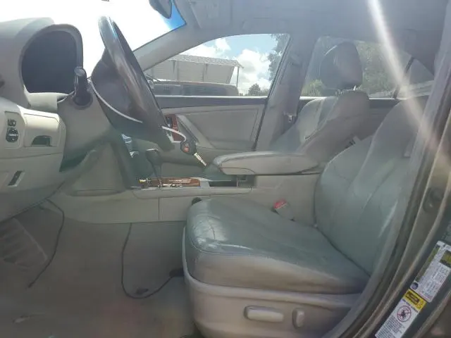 2011 TOYOTA CAMRY SE  