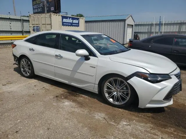 2021 TOYOTA AVALON LIMITED  