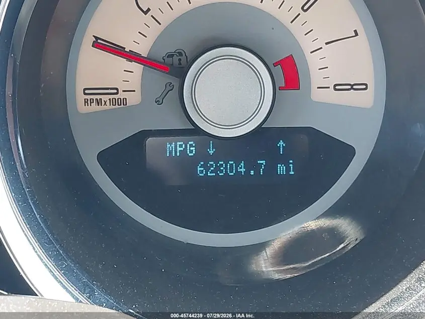 2011 FORD MUSTANG V6 PREMIUM