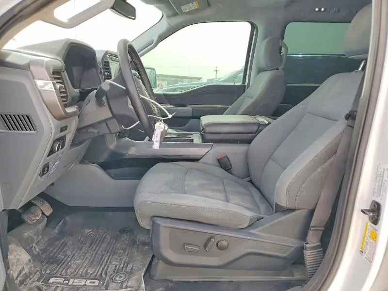 2025 FORD F150 XLT  