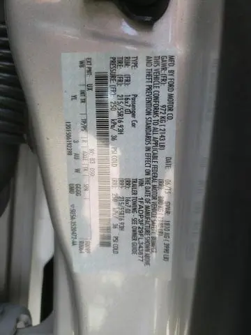 2015 FORD FOCUS SE  