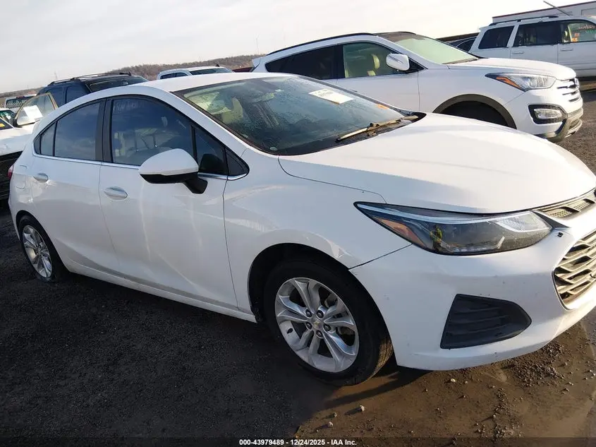 2019 CHEVROLET CRUZE LT
