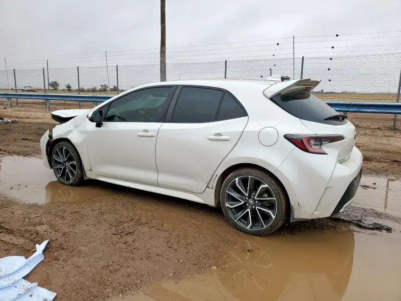 2019 TOYOTA COROLLA SE  