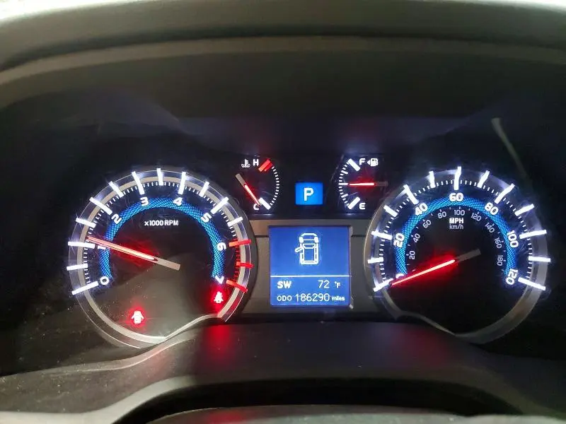 2018 TOYOTA 4RUNNER SR5  