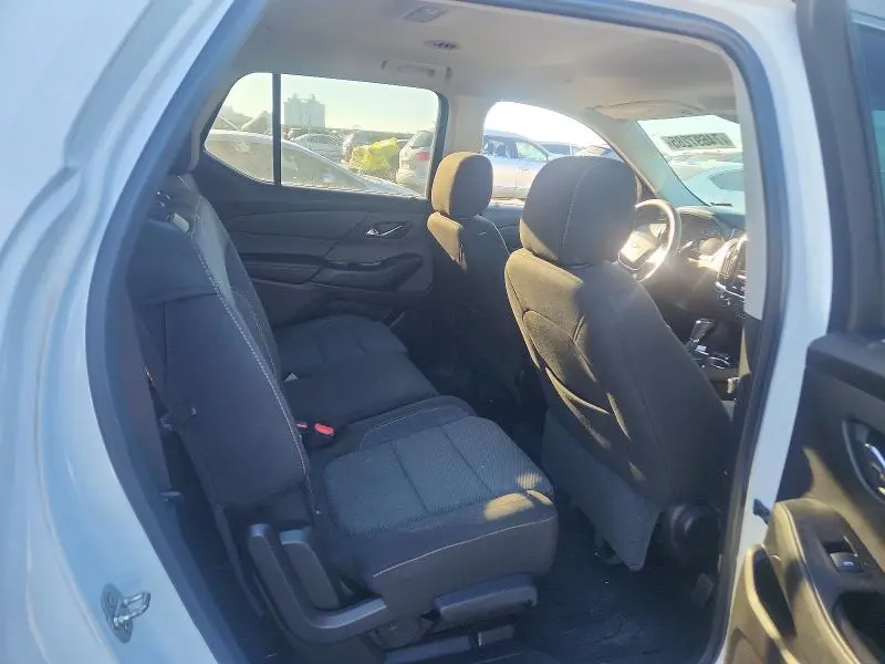 2019 CHEVROLET TRAVERSE LS  