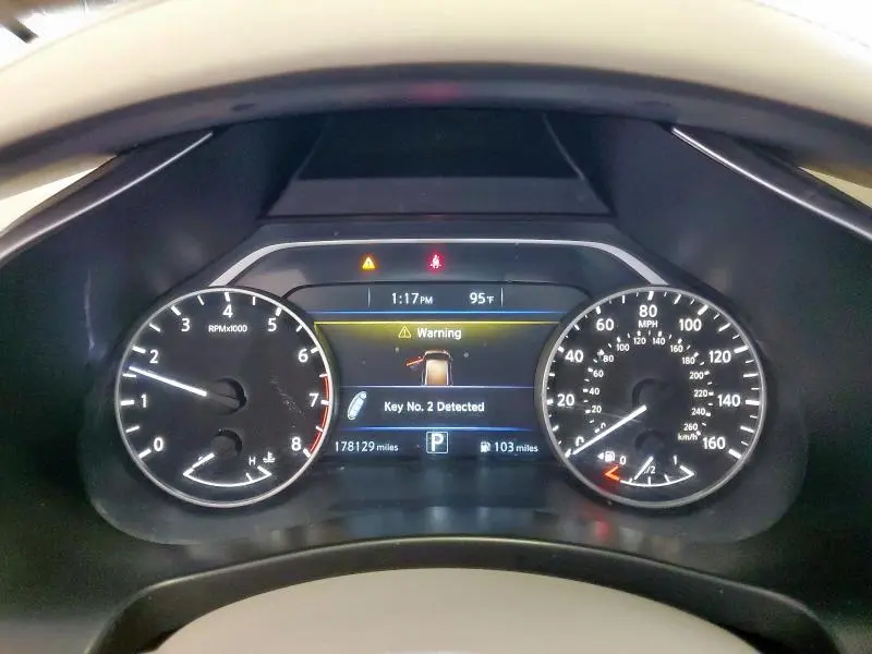 2016 NISSAN MURANO S  