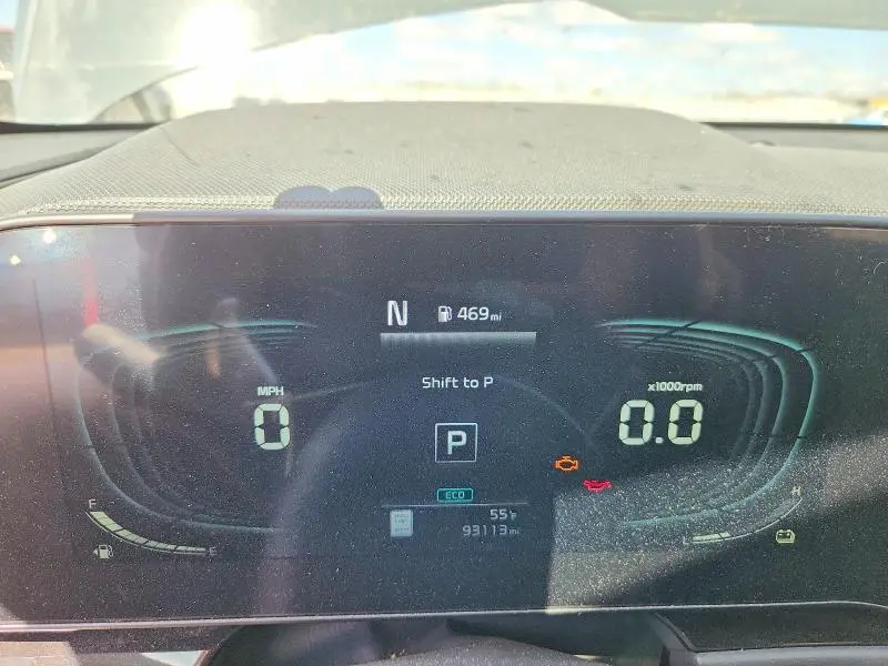 2023 KIA NIRO SX  