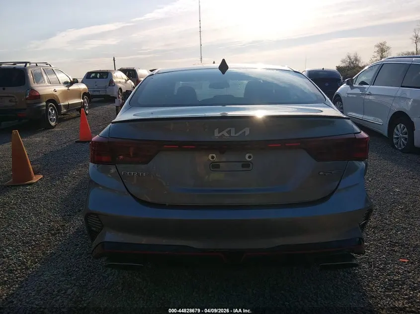 2022 KIA FORTE GT