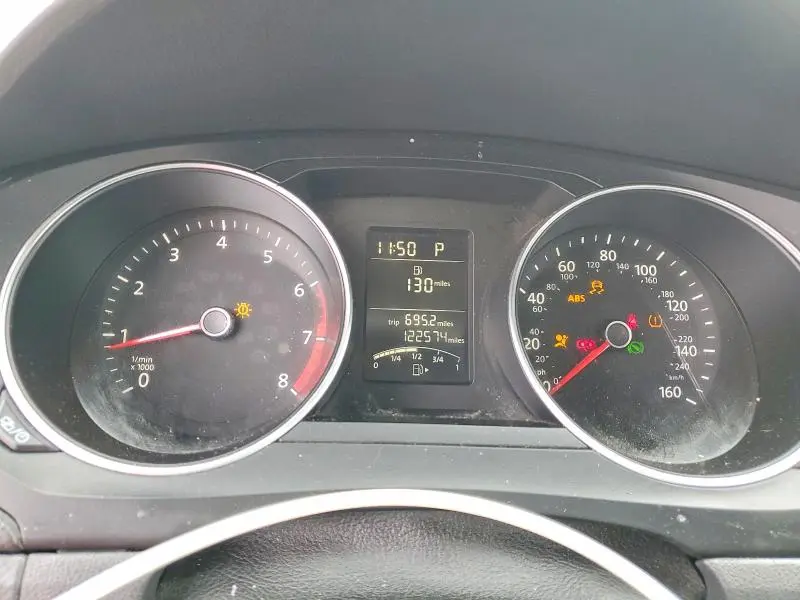 2015 VOLKSWAGEN JETTA BASE  