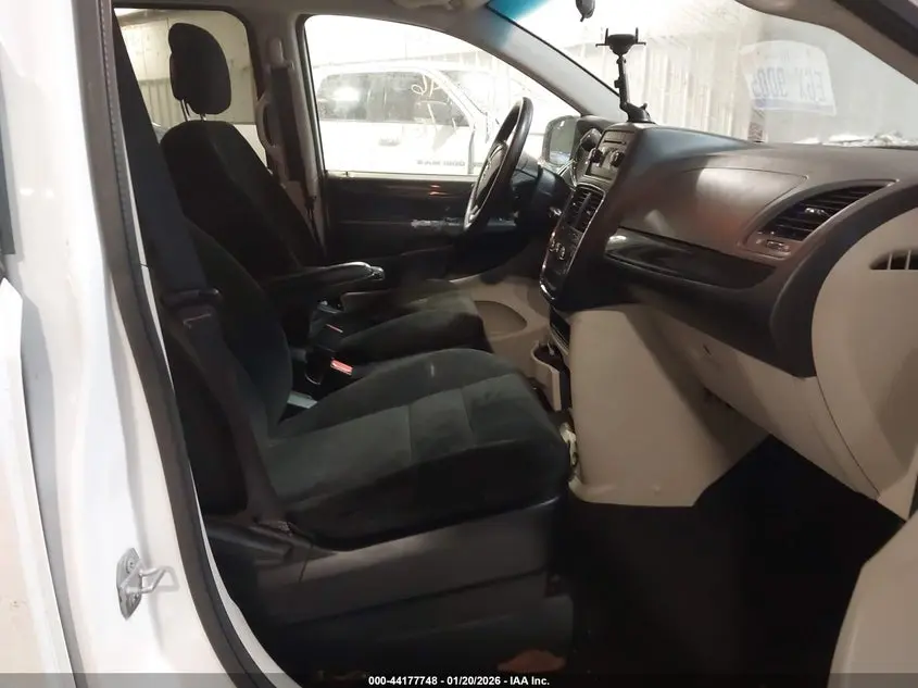 2015 DODGE GRAND CARAVAN SE/SXT