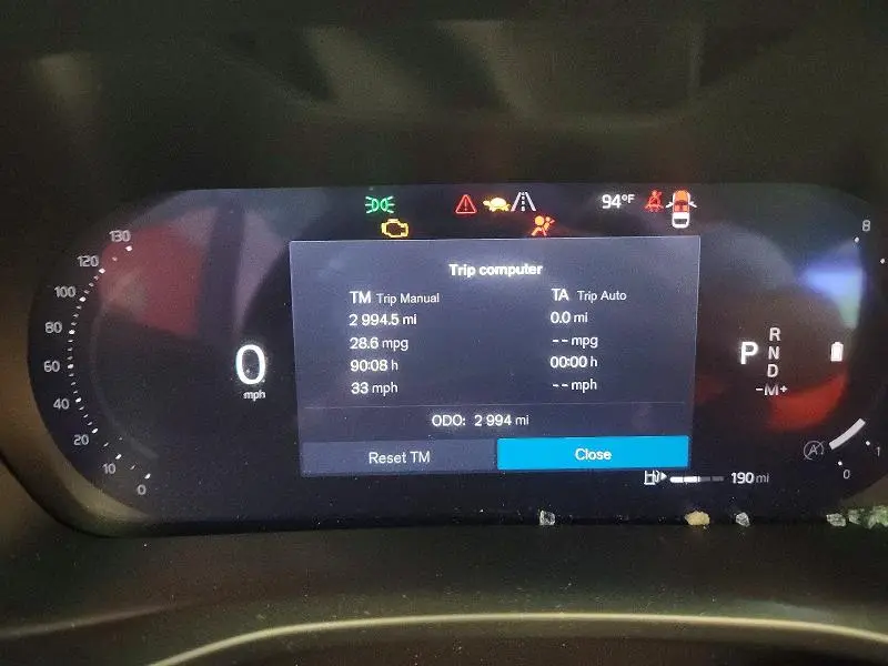2026 VOLVO XC40 PLUS  