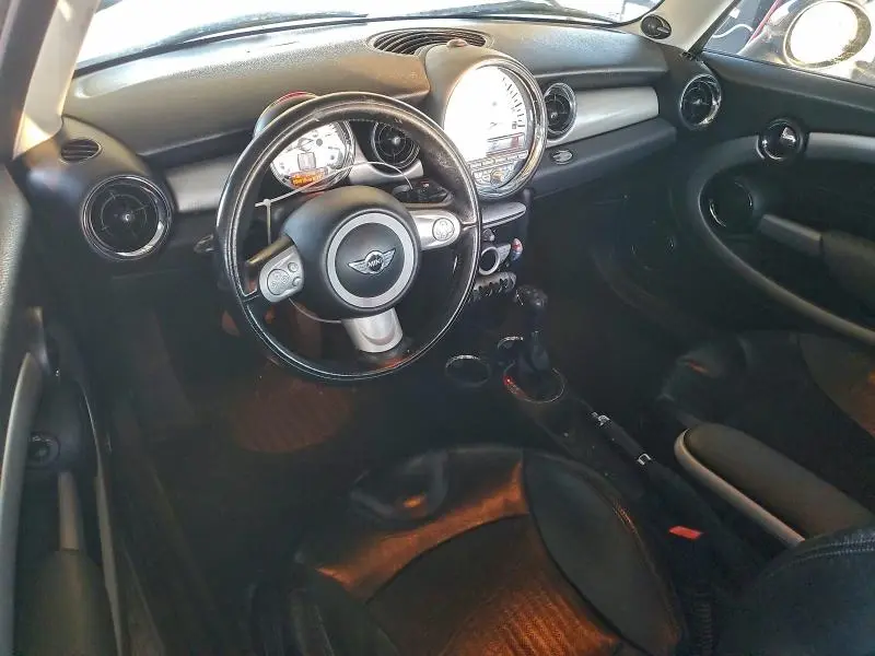 2010 MINI COOPER CLUBMAN  