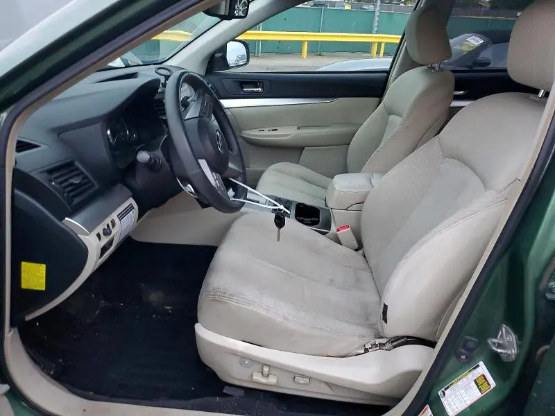 2010 SUBARU OUTBACK 2.5I PREMIUM  
