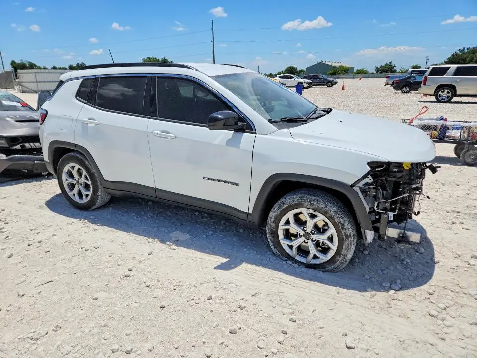 2025 JEEP COMPASS LATITUDE  