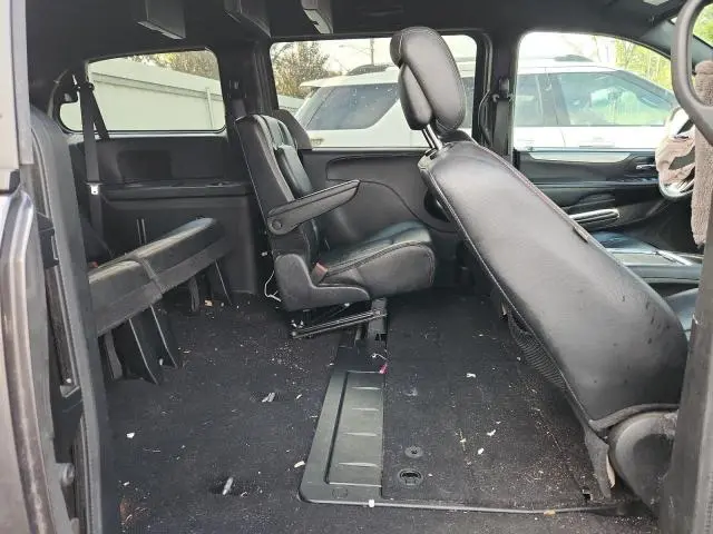 2016 DODGE GRAND CARAVAN R/T  