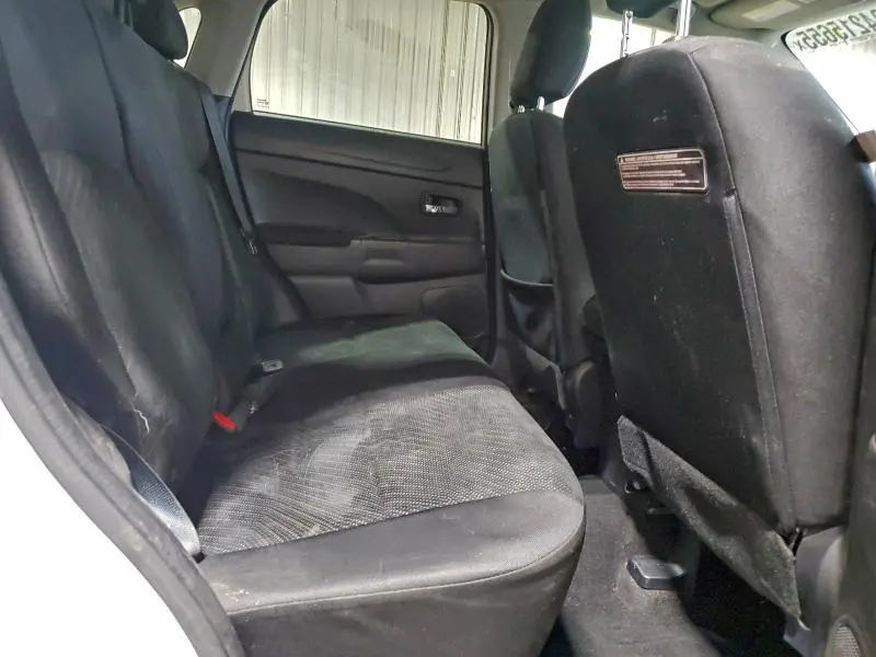 2015 MITSUBISHI OUTLANDER SPORT SE  