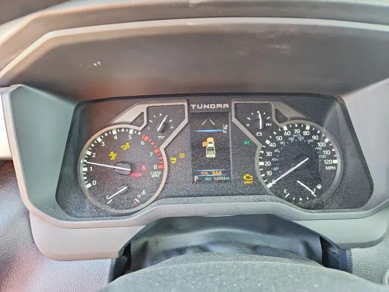 2022 TOYOTA TUNDRA SR5  