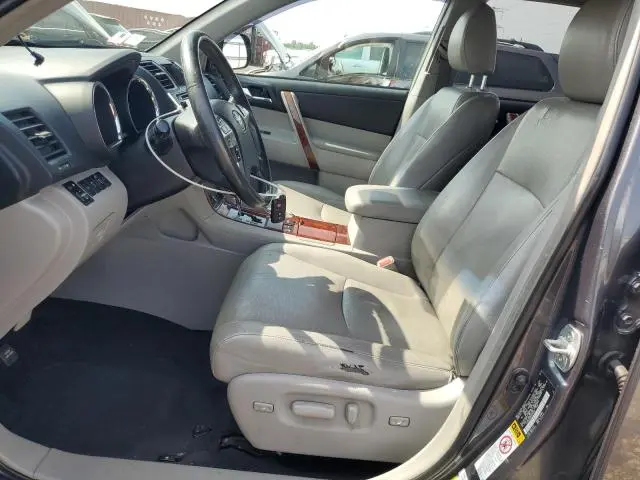 2013 TOYOTA HIGHLANDER LIMITED  