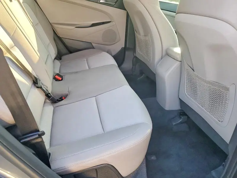 2016 HYUNDAI TUCSON SPORT  