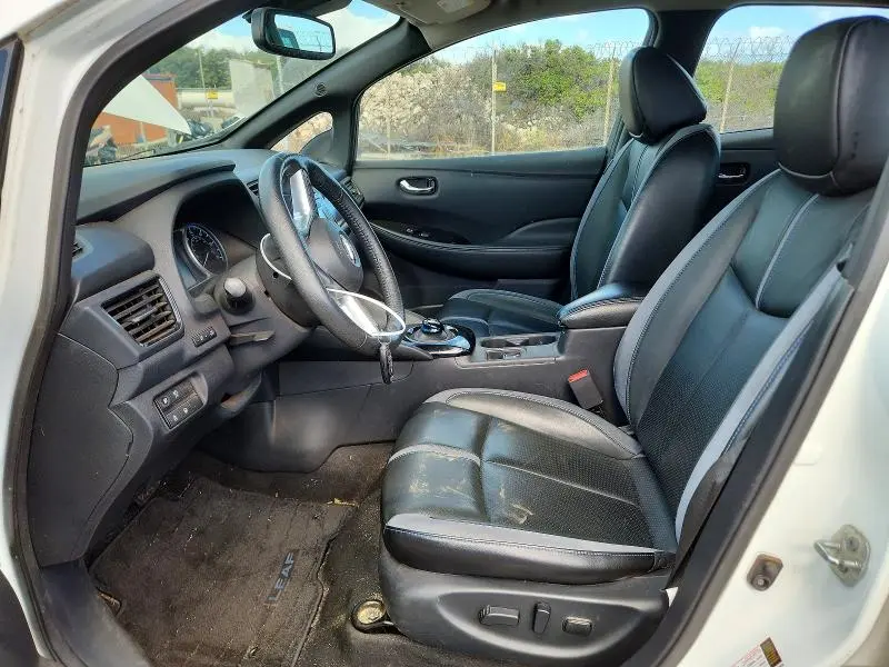2018 NISSAN LEAF S  