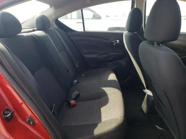 2019 NISSAN VERSA S  