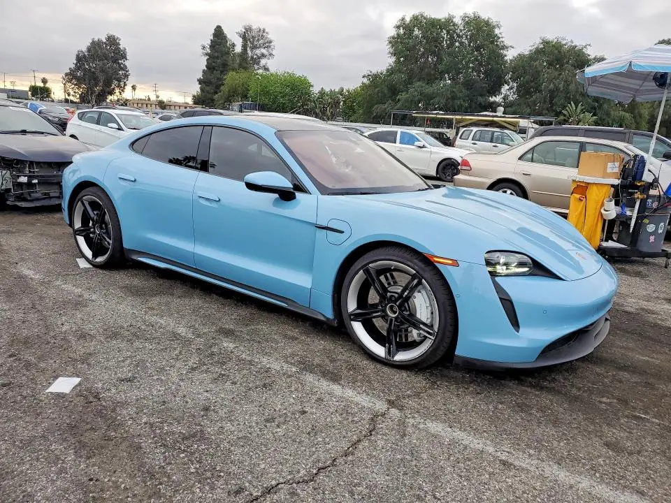 2024 PORSCHE TAYCAN 4S  