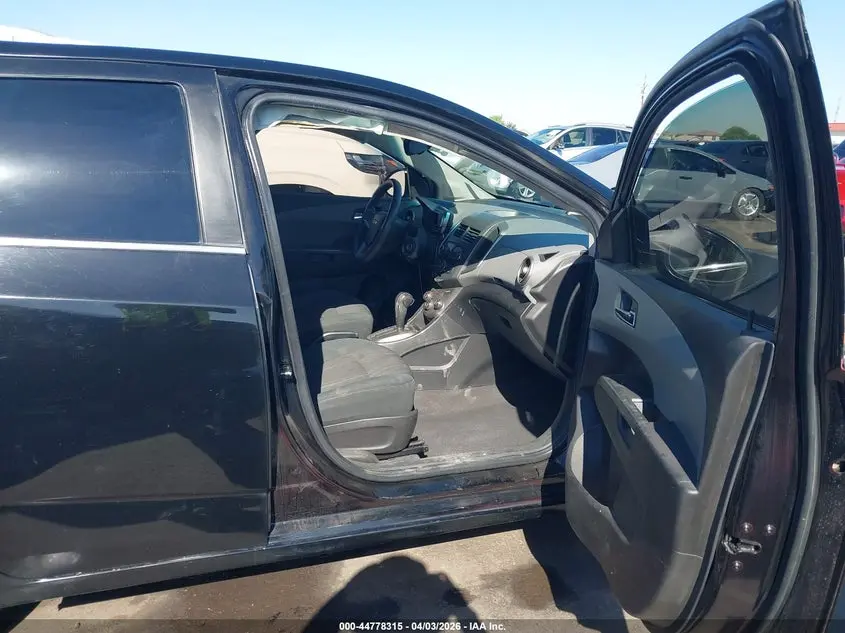 2012 CHEVROLET SONIC 2LT